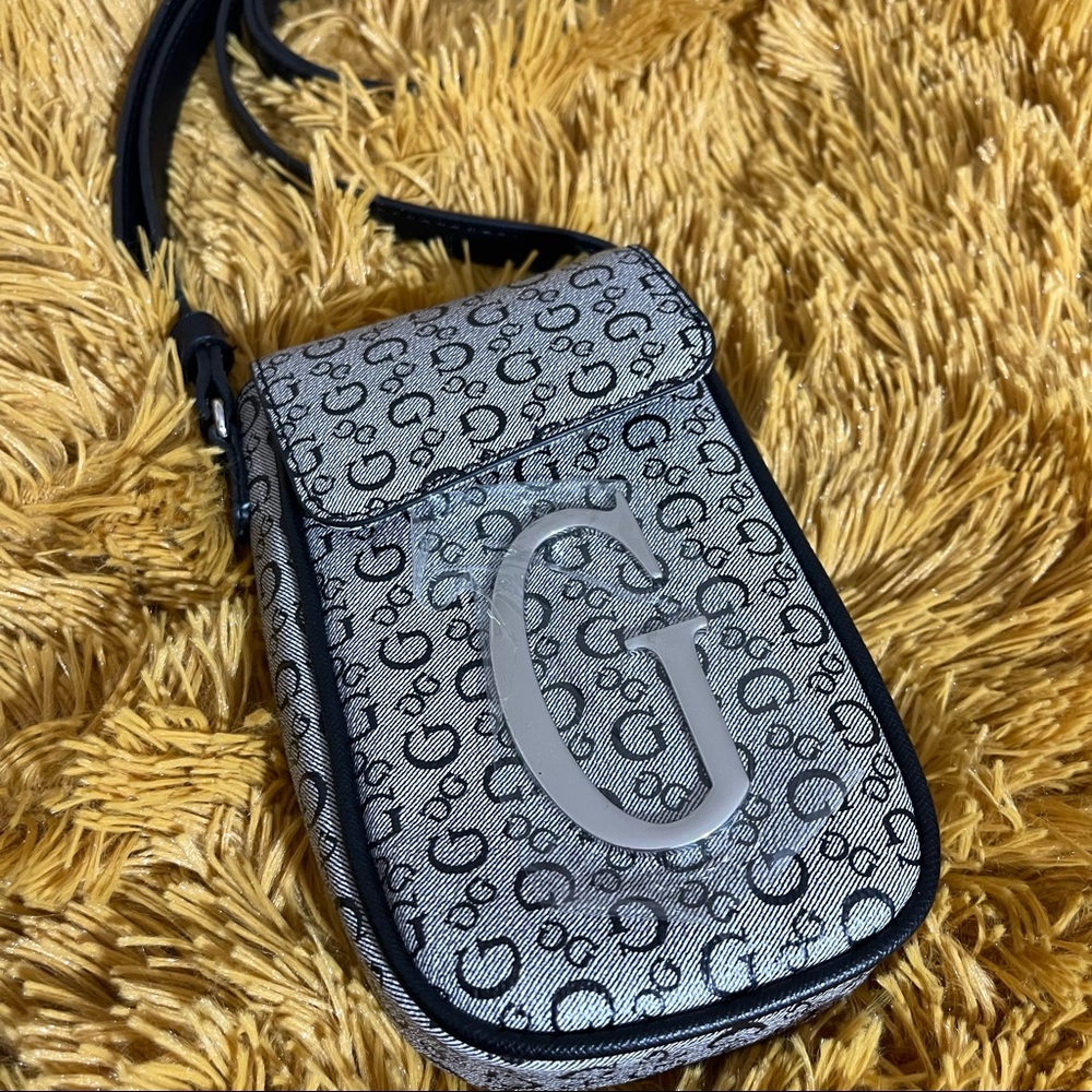 G by Guess | Phone Case and Credit Card Holder Crossbody Shoulder Bag